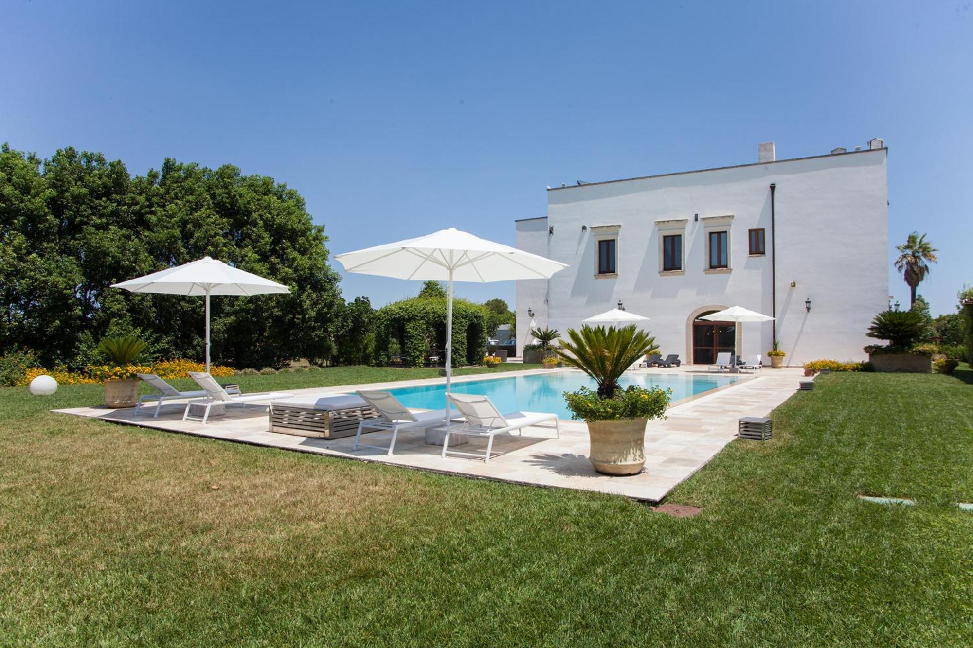 Villa Maxima Privacy And Pool - Happy Rentals Galatina Eksteriør bilde